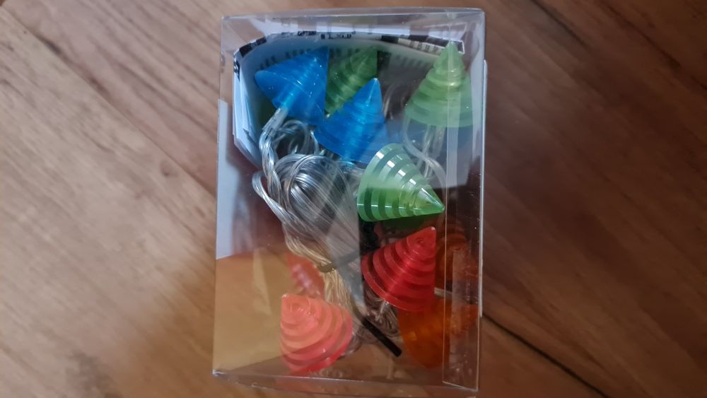 Lampki kolorowe choineczki