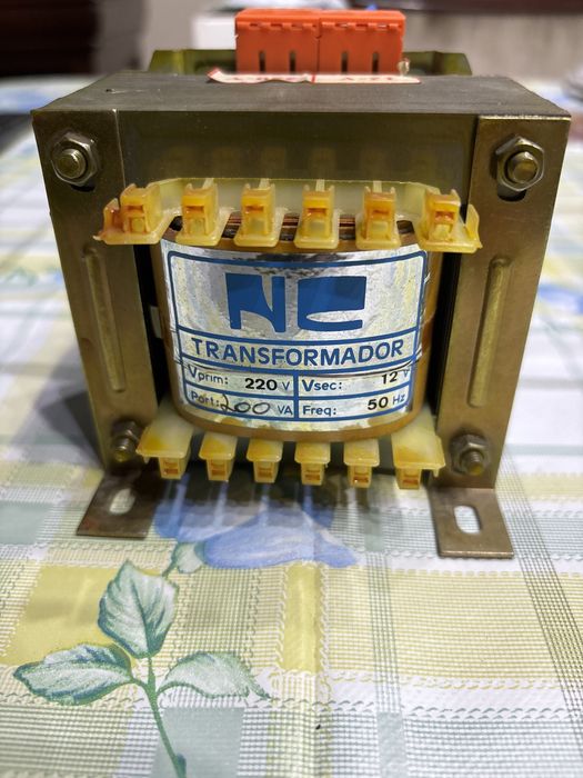 Transformador 220 v - 12 v428220437202872322