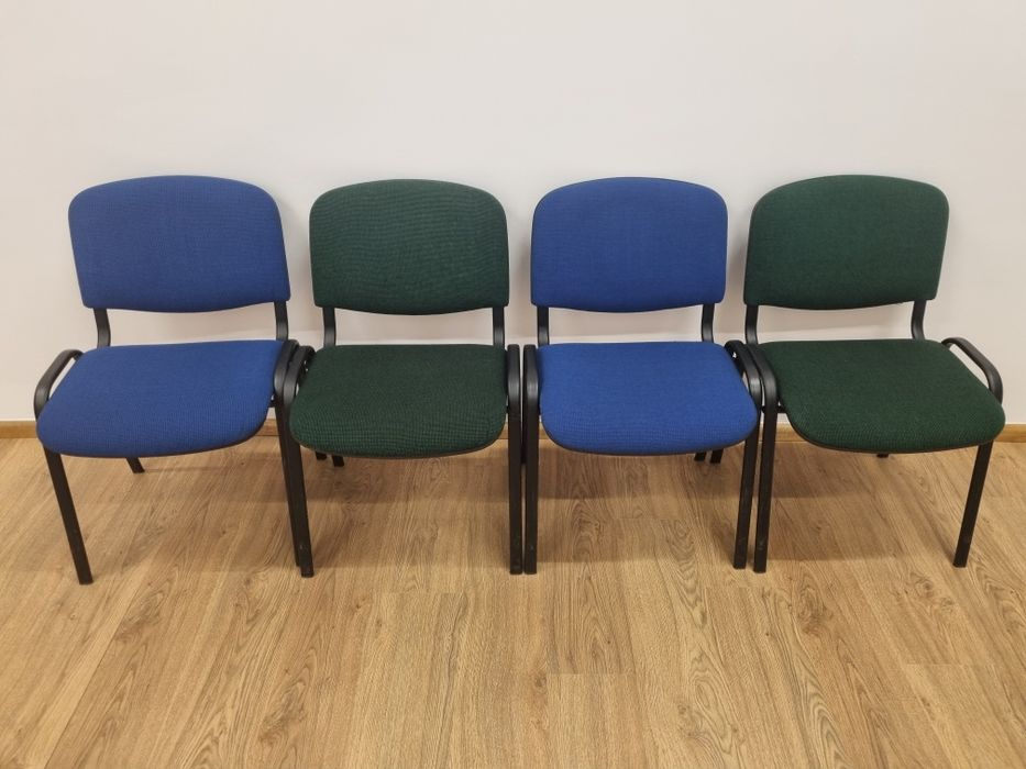 Krzesła konferencyjne biurowe tapicerowane