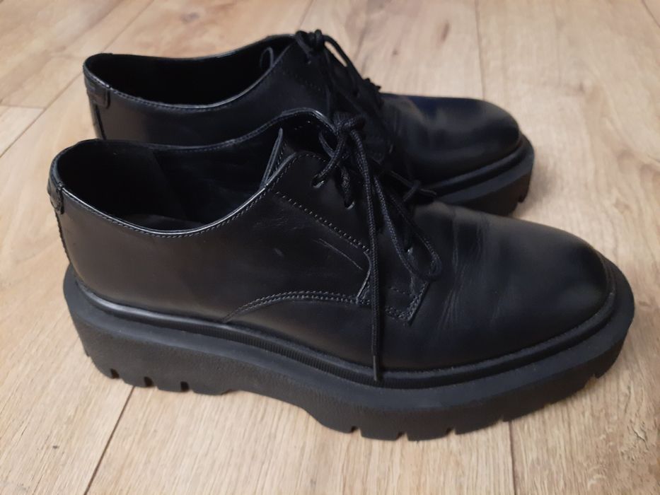 Buty Gino Rossi 38 skórzane