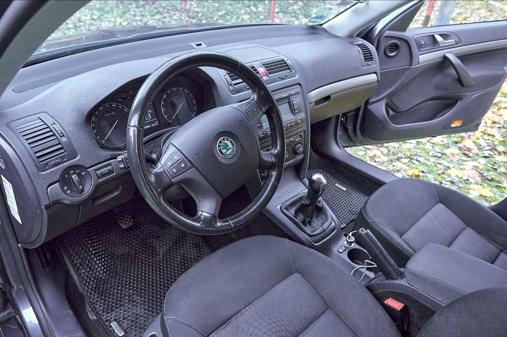 Skoda Octavia A5 2.0 TSI бензин В гарному стані