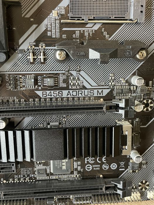 Материнська  плата  B450m aorus m socket am4