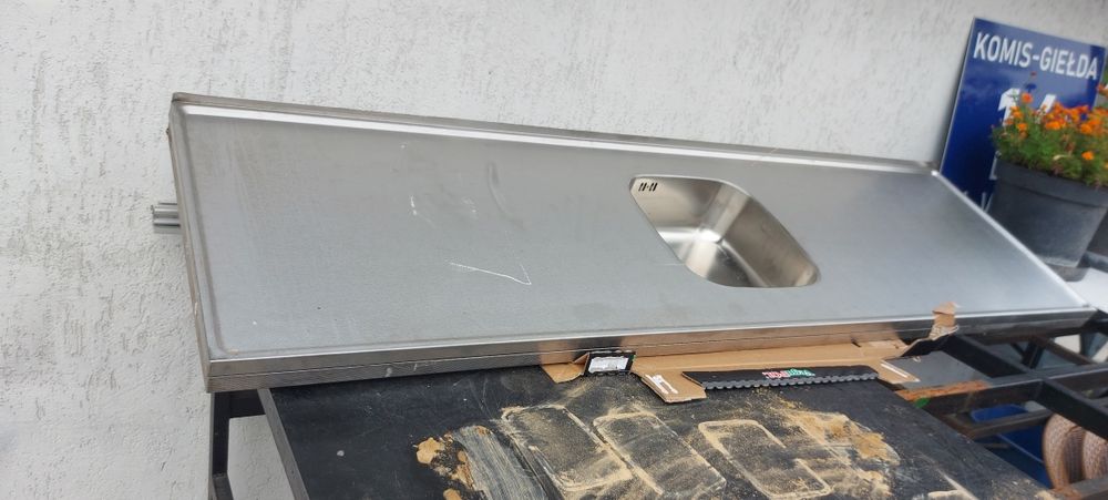Blat stalowy ze zlewem 211 x 60 cm