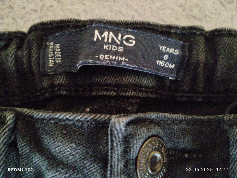 Продам джинси для дівчинки
