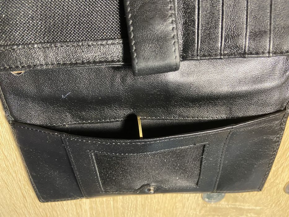 Жіночий шкіряний гаманець