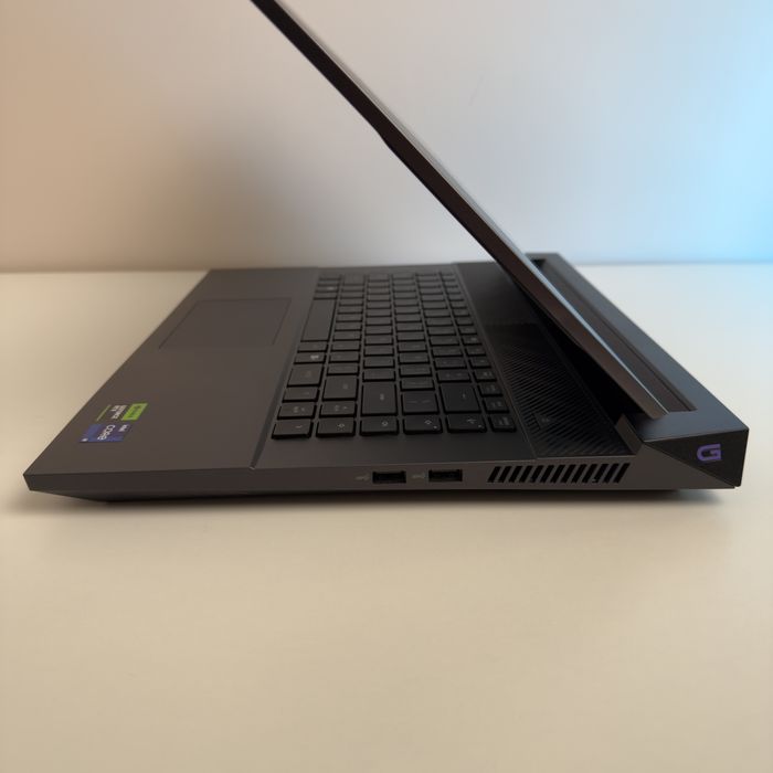 DELL G16 QHD+ 240hz, I9-13900HX, RTX 4070, 8GB RAM
