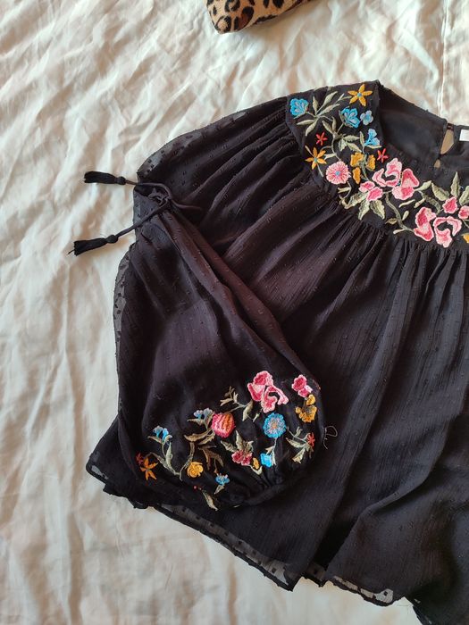 Блуза вишивка вишиванка з довгими пишними рукавами кофта блузка шифон