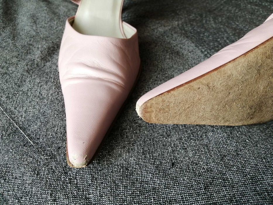 Sandálias de salto alto, cor-de-rosa, da Loja Amarela