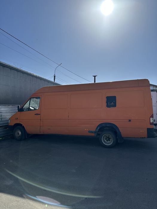 Mercedes Sprinter 412