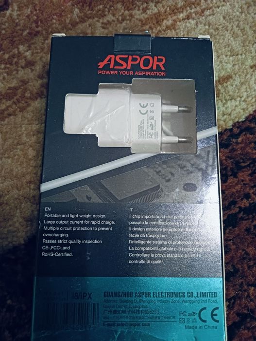 Ładowarka LED telefon