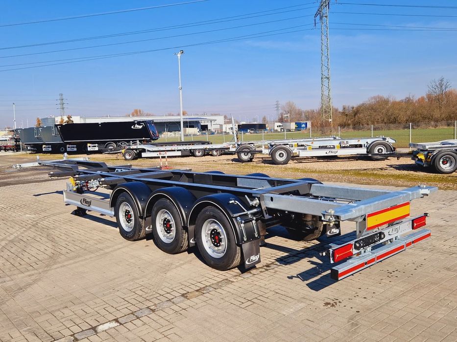 Fliegl podkontener Uniwersalny  Przewozi kontenery 45', 40', 30', 2 x 20', 1 x 20'