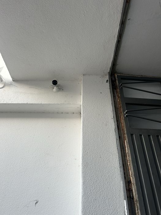 Armazens para arrumos ou garagem para arrendar
