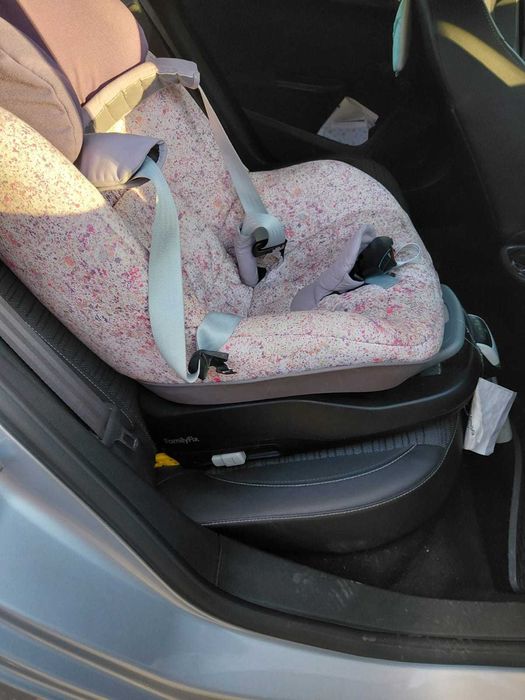 Fotelik samochodowy maxi cosi family fix