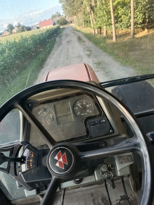 Massey Ferguson 8250