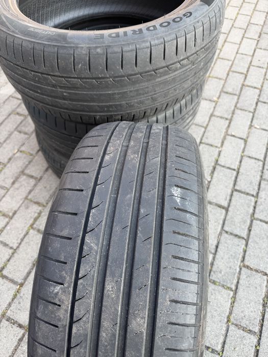 Sprzedam opony GOODRIDE 235/45R18