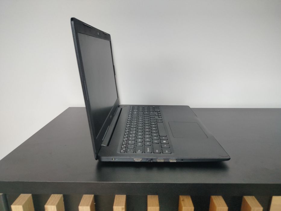 Dell Inspiron 3593