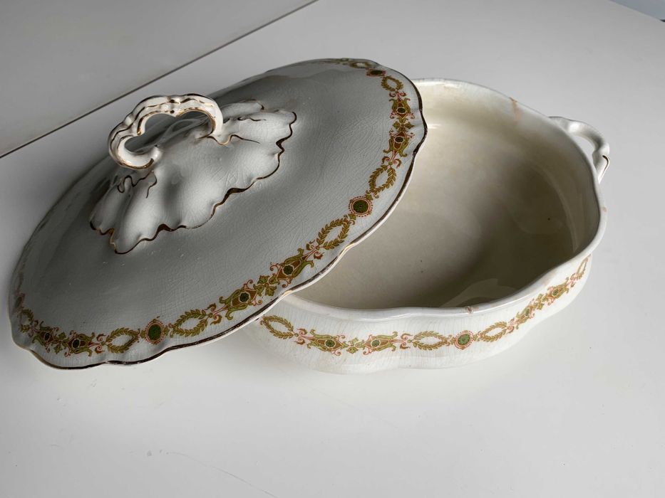 Terrina porcelana WH Grindle. Antiguidade