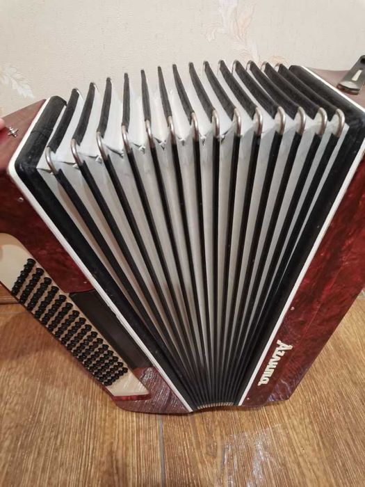 Аккордеон Аэлита акордеон