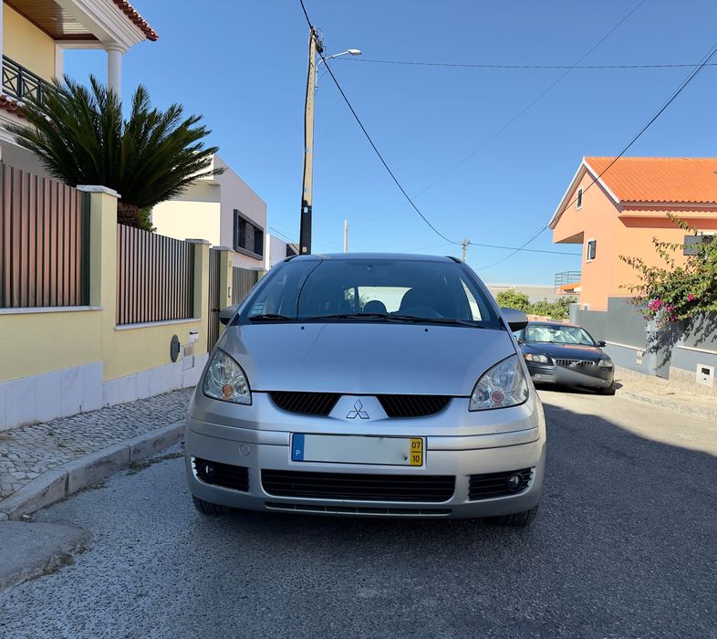Mitsubishi Colt — fotografia 4
