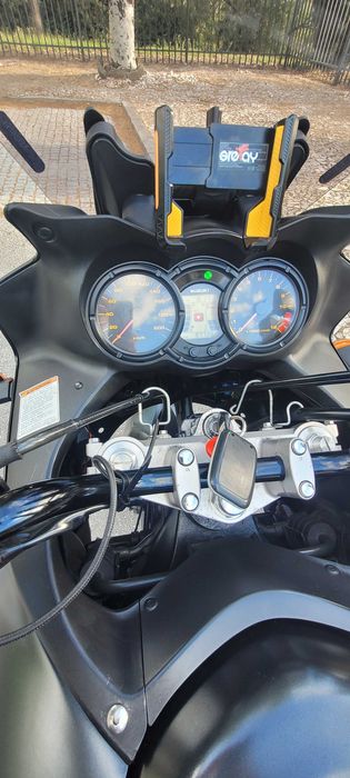 V-Strom 650 K7 – Extras – Garagem – Sem quedas – Oportunidade