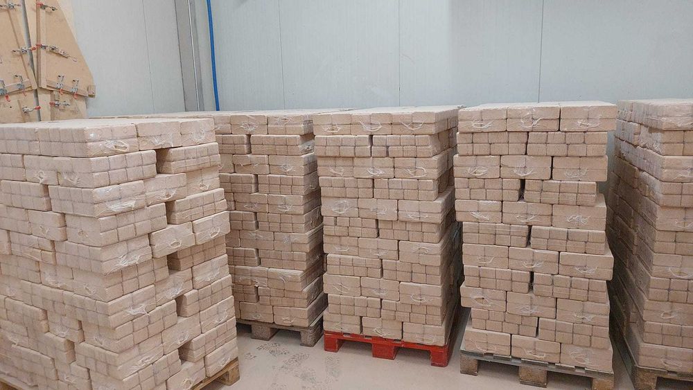 Brykiet Bukowy 100% RUF / PRODUCENT BRYKIET.EU Bydgoszcz