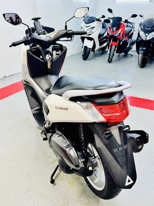 скутер Yamaha N-Max ABS 2016р в оригіналі доставка по Україні