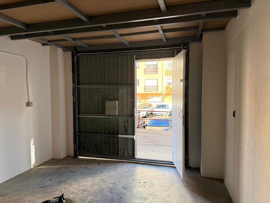 Venda Garagem Rio de Mouro