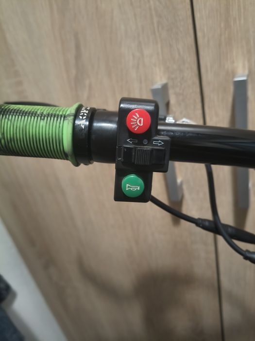 Witam mam na sprzedaż hulajnoga elektryczna kugoo kirin M4 pro