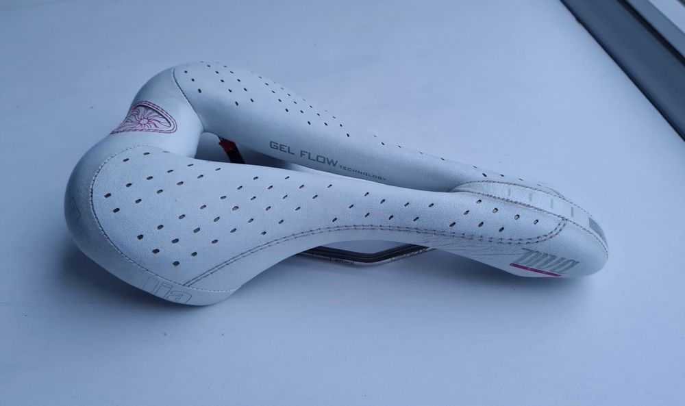 Велосідло жіноче Selle Italia Diva Gel Flow