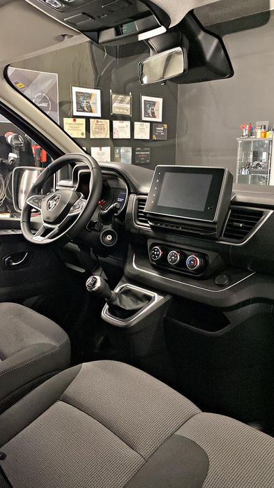 Wypożyczalnia Wynajem Bus 9 osobowy