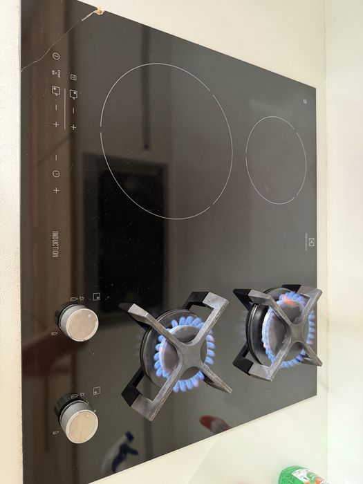 Комбинировая варочная панель Electrolux EGD6576NOK