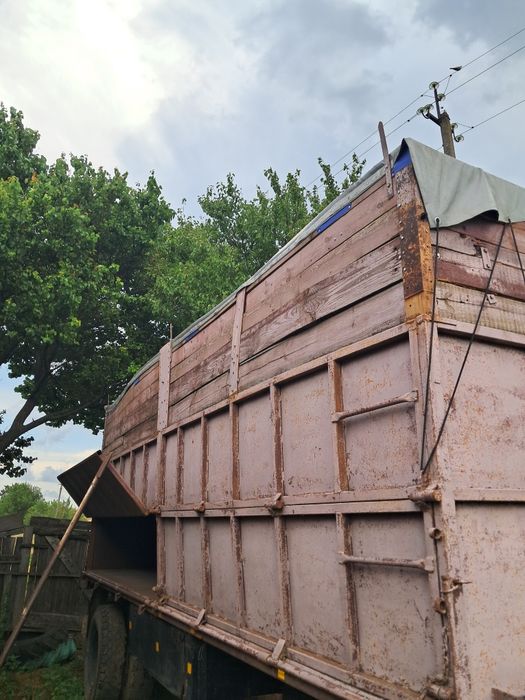 Причіп від камазу