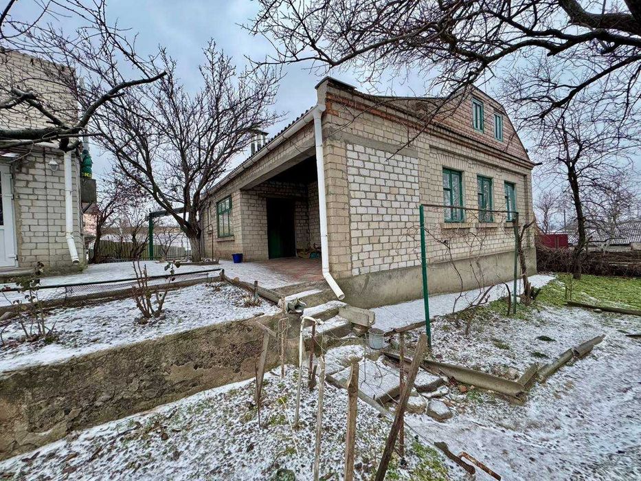 продаю частину будинку на 6й Інгульській