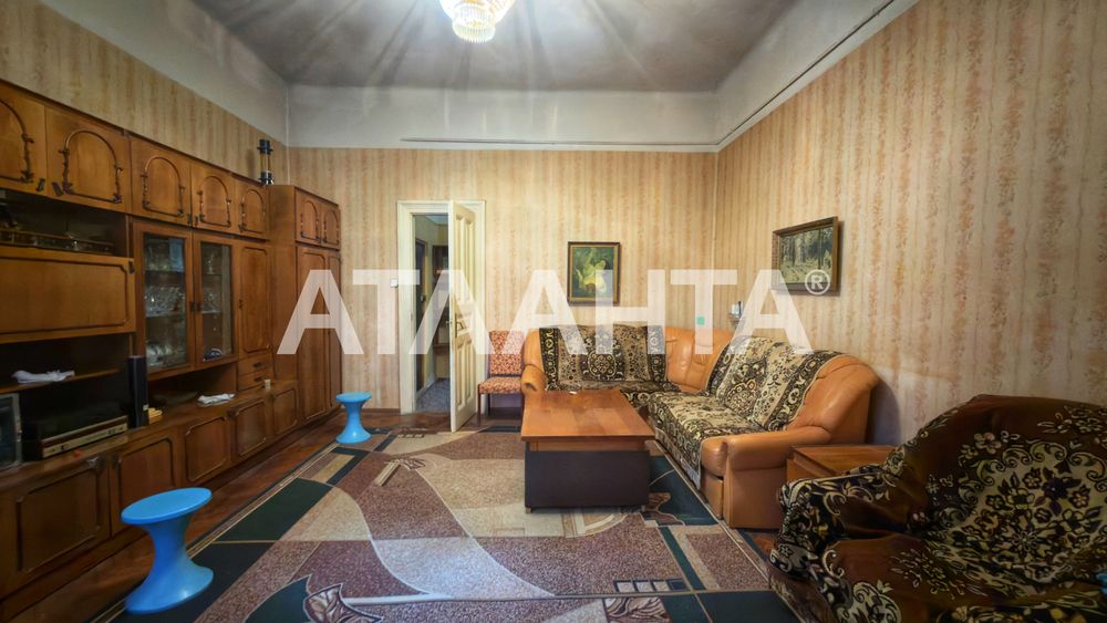 Оренда 2-кімнатної квартири по вул. Івана Франка, 130.