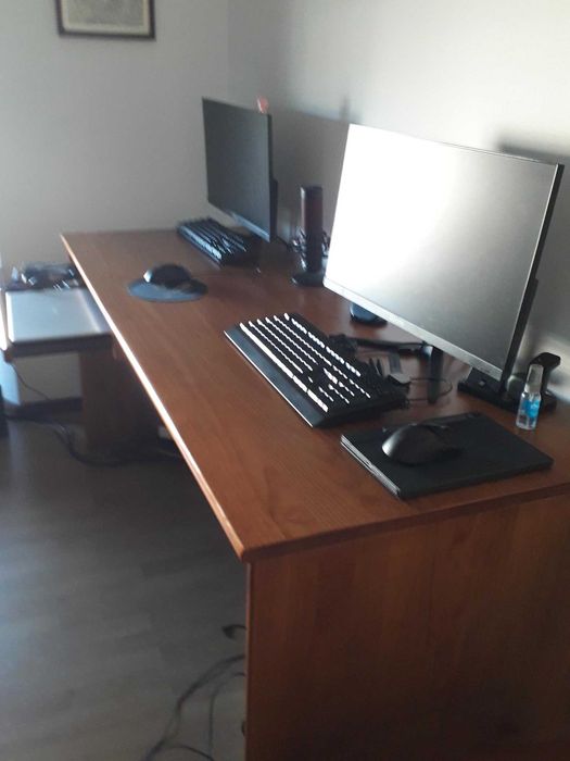 Mobilia de quarto/ Estúdio