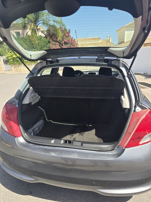 Peugeot 207 2009