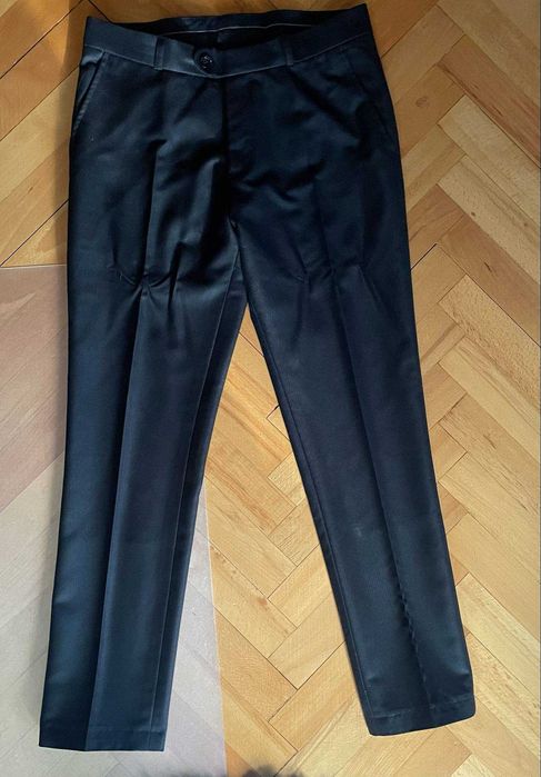 Garnitur guittard czarny slim jak nowy