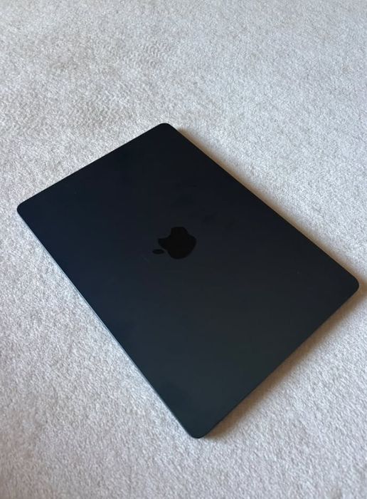 MacBook Laptop Computer443976638456801283