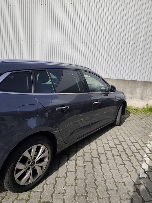 Renault Mégane IV Sport Tourer 1.5 Blue dCi Limited (115 cv) – Caixa Automática | Nacional | Histórico Completo
