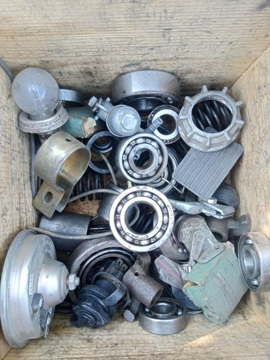 Продам  поршень Днепр МТ10