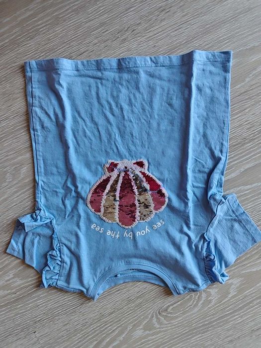 T shirt krótki rękaw r. 122 nie używany