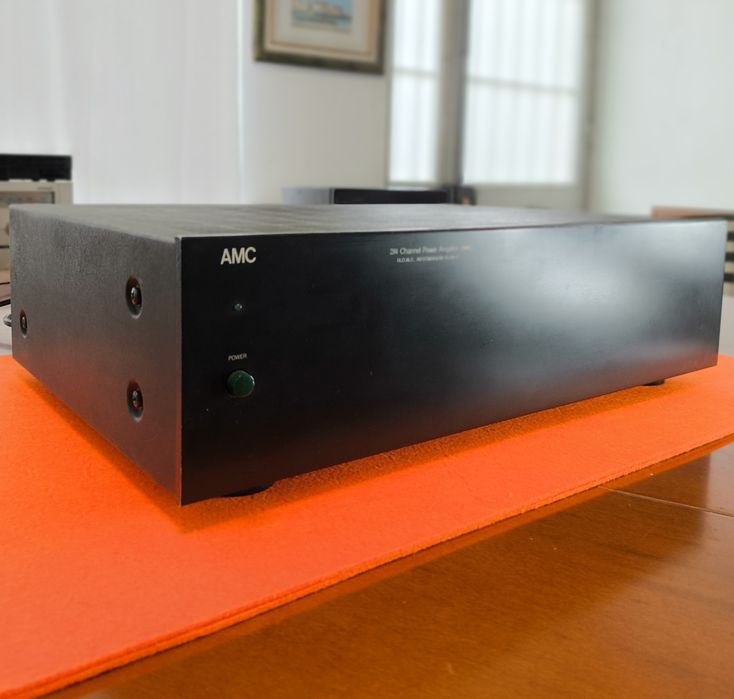 AMC 2/4 power amp. 2445