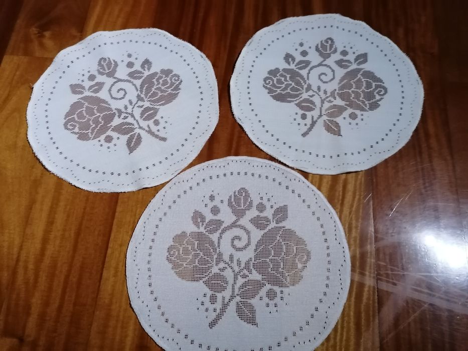 Conjunto de 3 panos de quarto, bordados, linho  desde