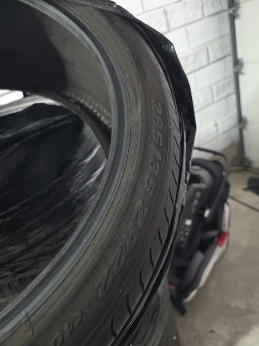 шини Pirelli PZero R22  315/30 -2шт