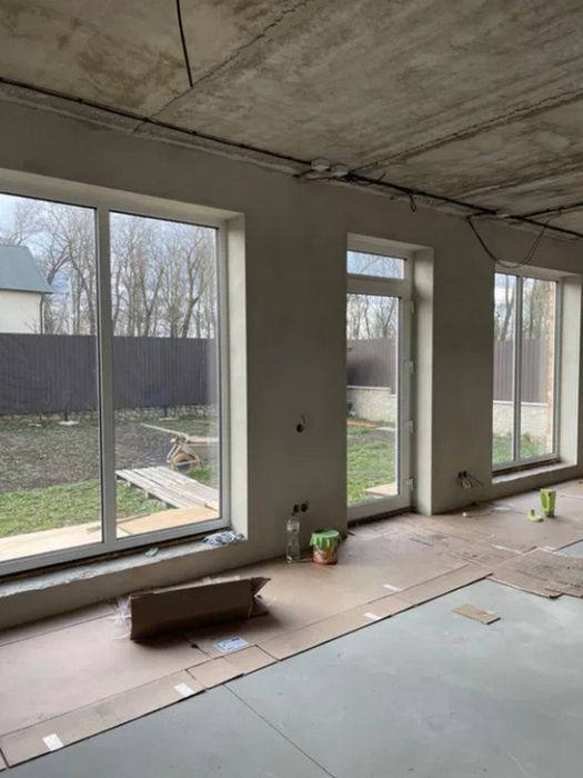 Продаж будинку у передмісті Тернополя, 240 кв.м