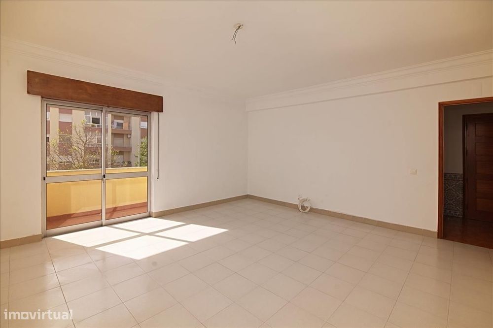 Apartamento T3 no Pinhal Novo — Pinhal Novo, Setúbal