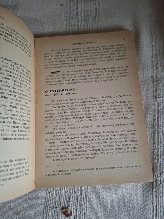 Conjunto de 2 livros do antigo ensino básico por  3 euros