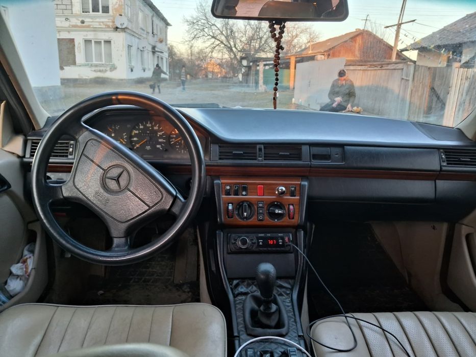 Mersedes Benz W124 Restaling