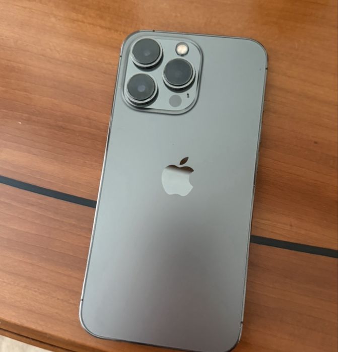 Phone 13 pro s/ garantia