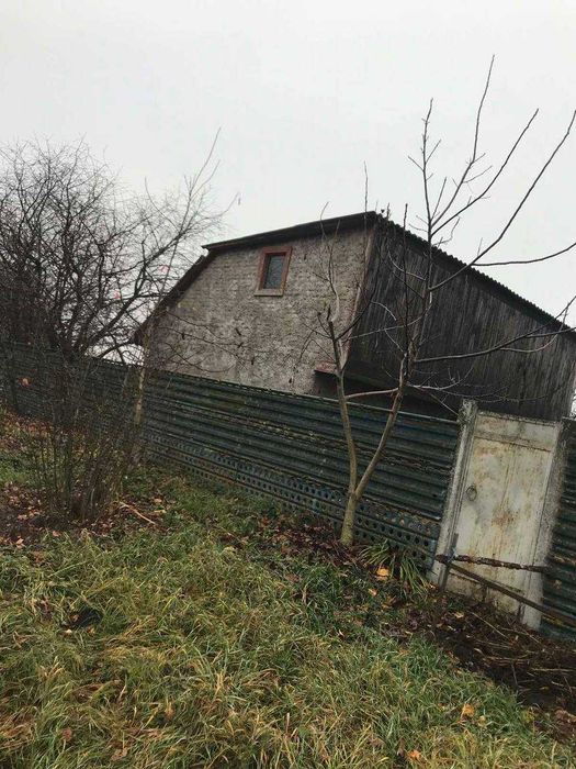 Продам дачу з великою ділянкою в селі Гірманка, Чернігівський район